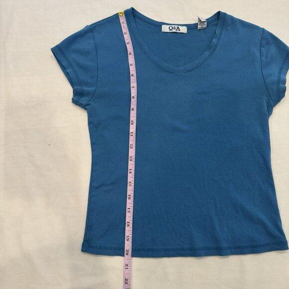 3/$30 📦 Vintage/Y2k Women's Baby Tee Blue Size Medium 100% Cotton Short Sleeve - Picture 5 of 8